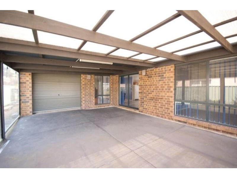 10 Taylors Road West, Aberfoyle Park SA 5159