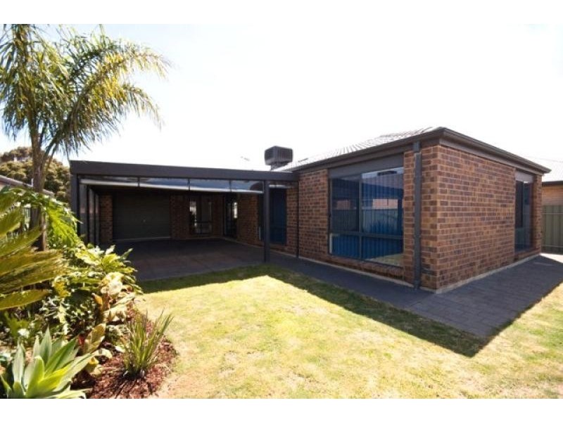 10 Taylors Road West, Aberfoyle Park SA 5159