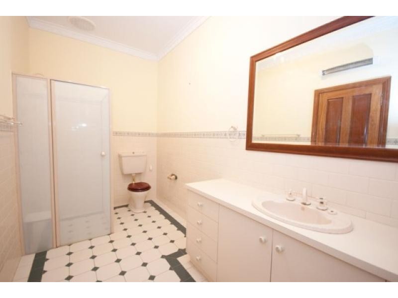 38 Dunalbyn Drive, Aberfoyle Park SA 5159