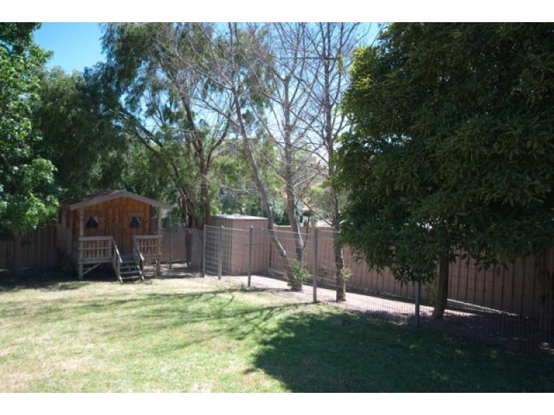38 Dunalbyn Drive, Aberfoyle Park SA 5159