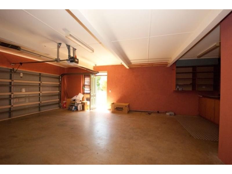 38 Dunalbyn Drive, Aberfoyle Park SA 5159