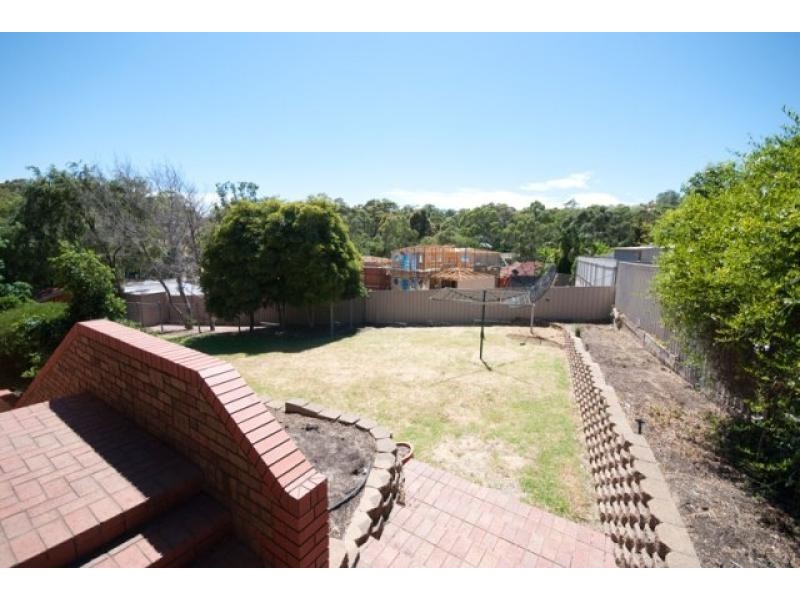 38 Dunalbyn Drive, Aberfoyle Park SA 5159