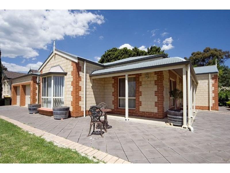 11 Corella Avenue, Chandlers Hill SA 5159