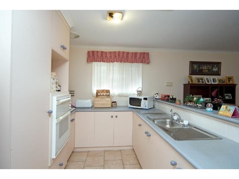 4 Seafarer Court, Seaford Rise SA 5169