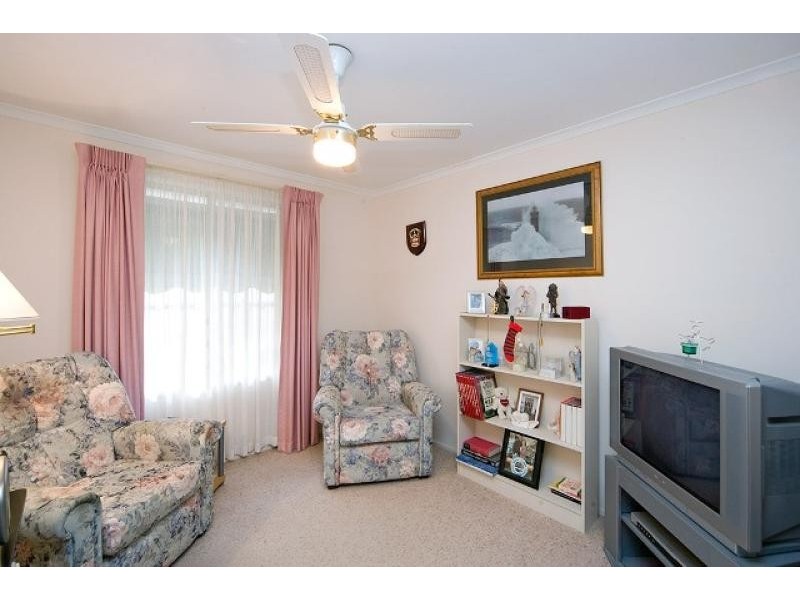 4 Seafarer Court, Seaford Rise SA 5169