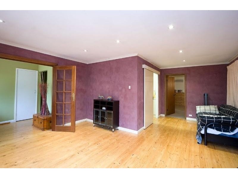 22 Alison Drive, Happy Valley SA 5159