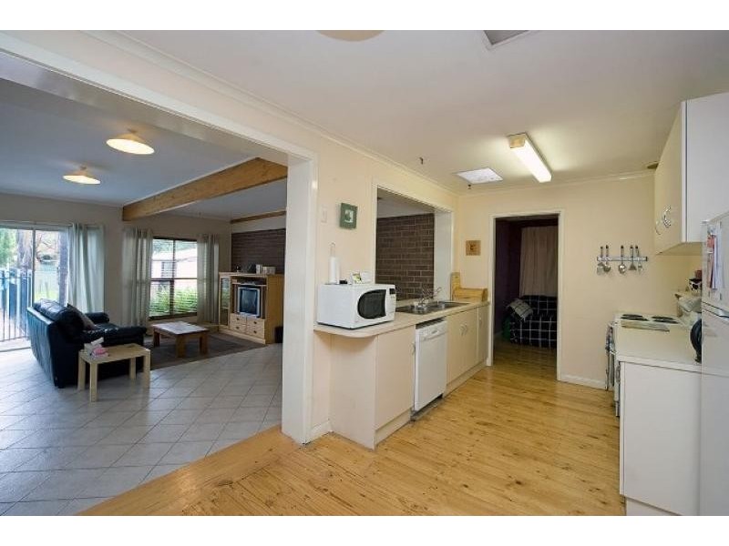 22 Alison Drive, Happy Valley SA 5159