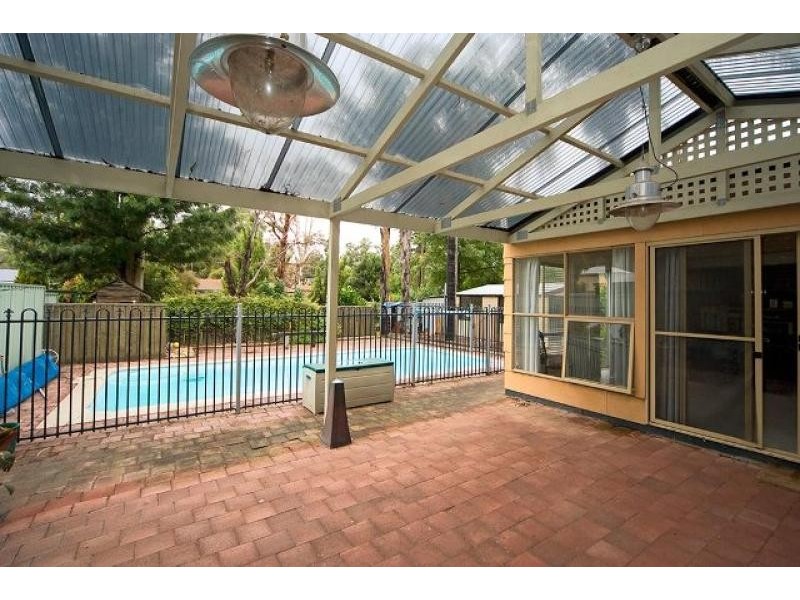 22 Alison Drive, Happy Valley SA 5159