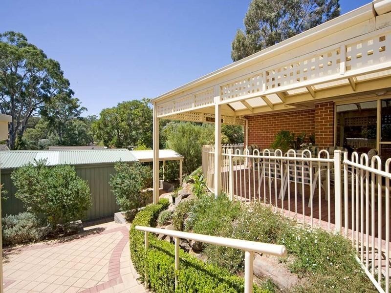 9 Goss Road, Aberfoyle Park SA 5159