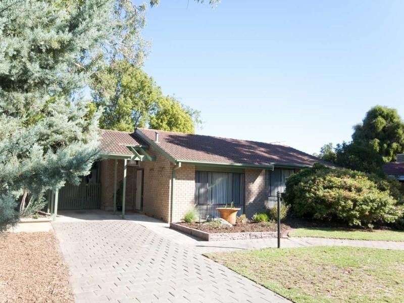 34 Sunnymeade Drive, Aberfoyle Park SA 5159