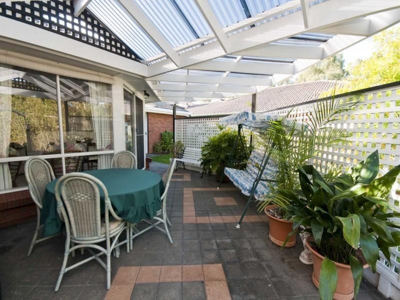 7 Nicholas Walk, Aberfoyle Park SA 5159