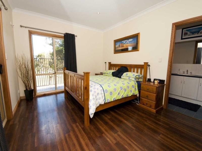 33 Craigburn Farm Cct, Craigburn Farm SA 5051