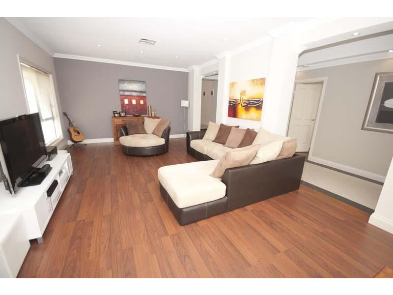 13 Coast View Court, Chandlers Hill SA 5159