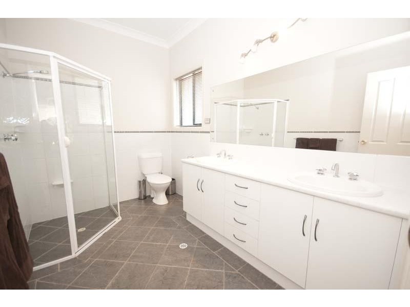 13 Coast View Court, Chandlers Hill SA 5159