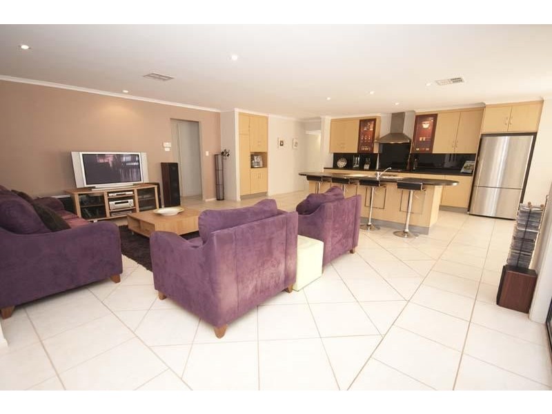 13 Coast View Court, Chandlers Hill SA 5159