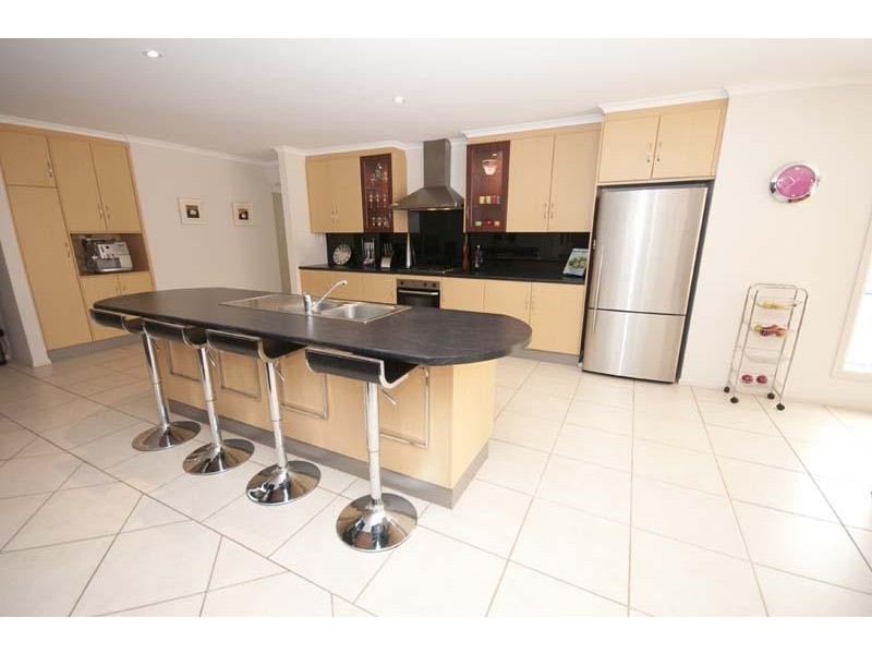13 Coast View Court, Chandlers Hill SA 5159