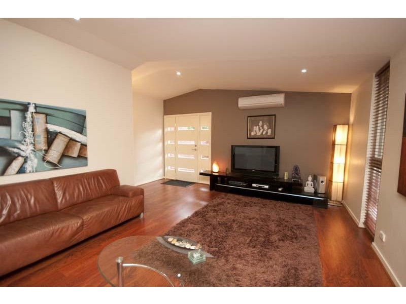 5 Holmes Court, Flagstaff Hill SA 5159