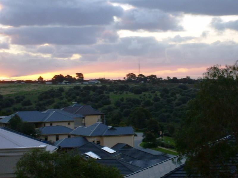 18 Evergreen Parade, Flagstaff Hill SA 5159