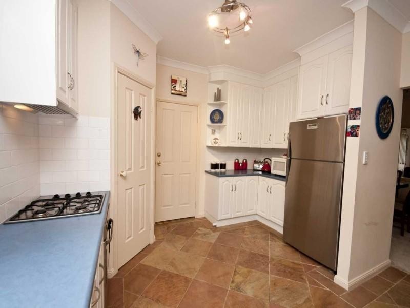 18 Sandalwood Crescent, Flagstaff Hill SA 5159