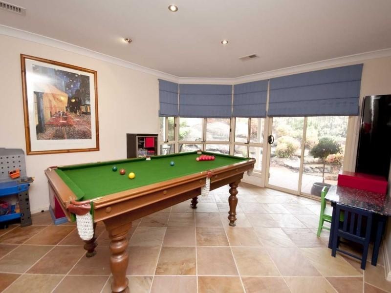 18 Sandalwood Crescent, Flagstaff Hill SA 5159