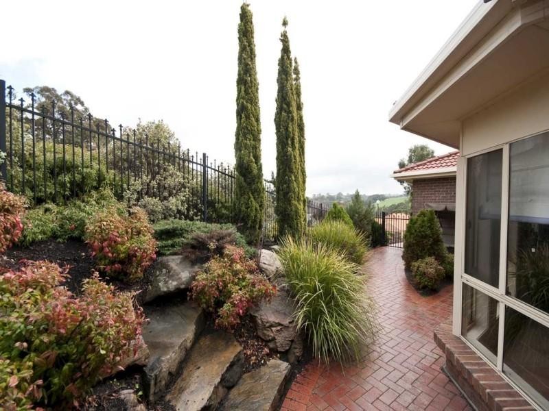 18 Sandalwood Crescent, Flagstaff Hill SA 5159