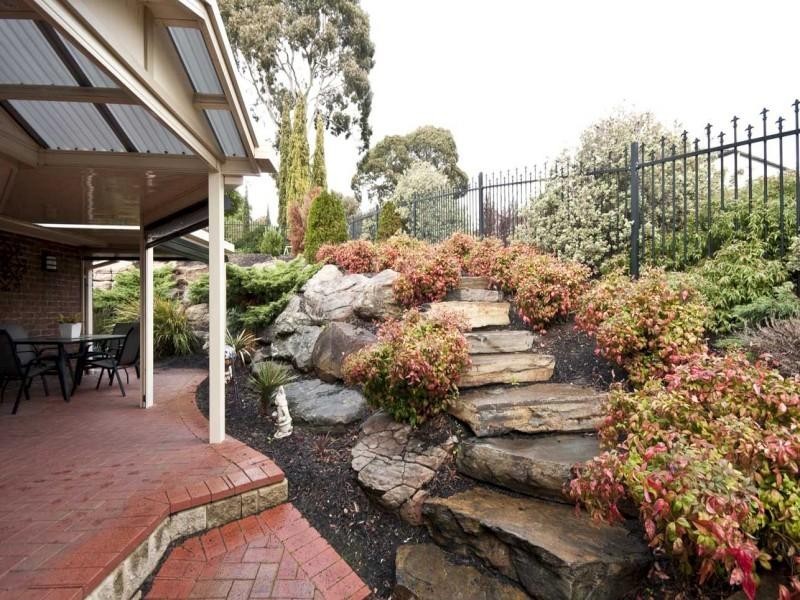 18 Sandalwood Crescent, Flagstaff Hill SA 5159