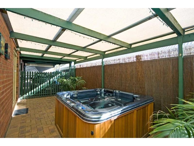 5 Tandana Court, Happy Valley SA 5159