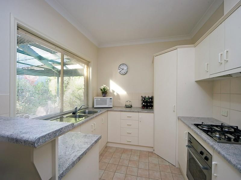 5 Tandana Court, Happy Valley SA 5159