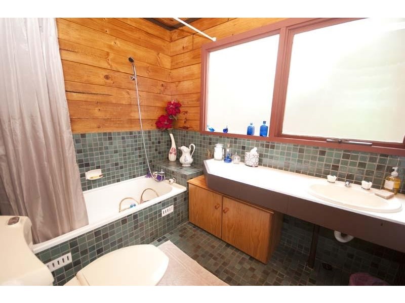 13 Romney Road, Happy Valley SA 5159