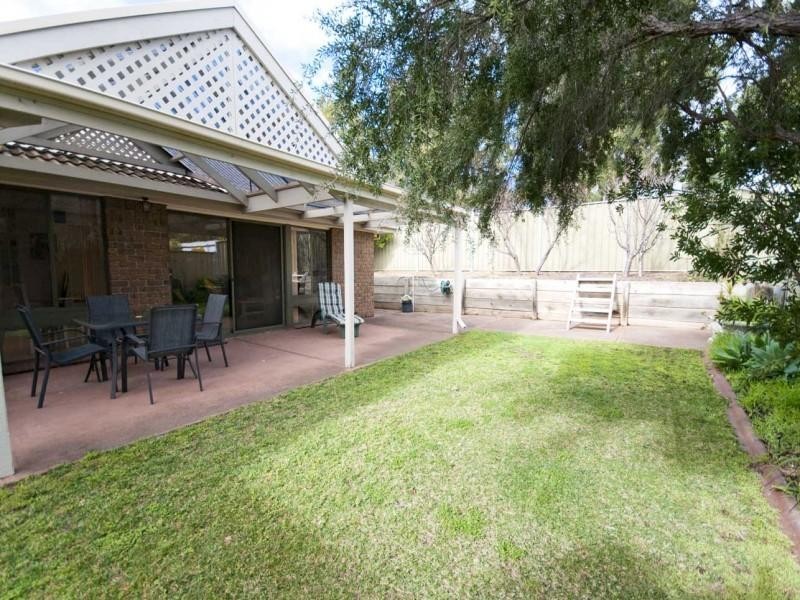 13 Newport Crescent, Aberfoyle Park SA 5159