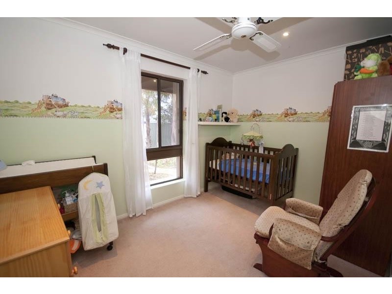 1 Heather Road, Happy Valley SA 5159