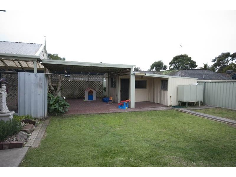 1 Heather Road, Happy Valley SA 5159