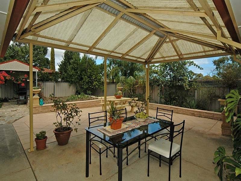 63 Daveys Road, Flagstaff Hill SA 5159