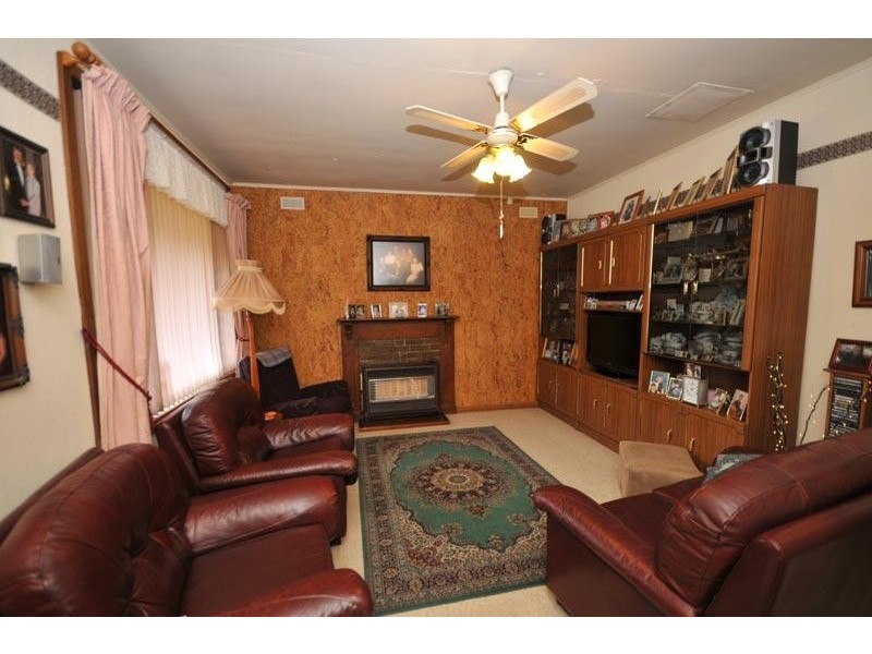 29 Sutton Avenue, Seacombe Gardens SA 5047