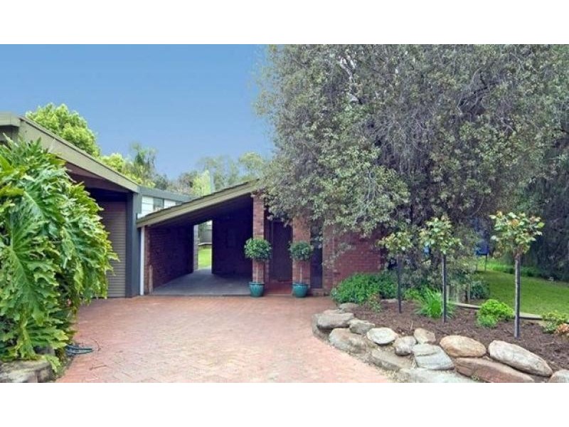 12 Marienberg Rise, Aberfoyle Park SA 5159