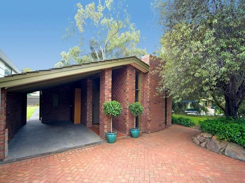 12 Marienberg Rise, Aberfoyle Park SA 5159