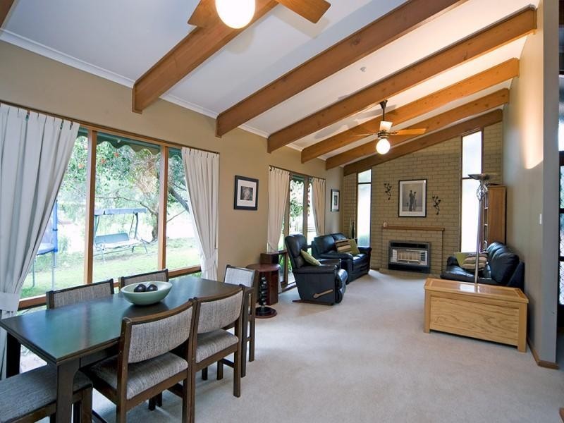 12 Marienberg Rise, Aberfoyle Park SA 5159
