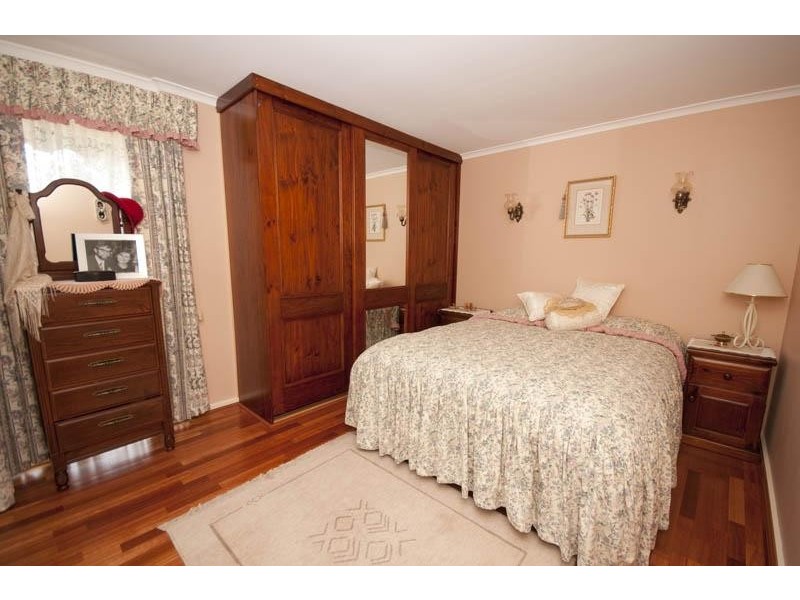 5 Madeira Drive, Morphett Vale SA 5162