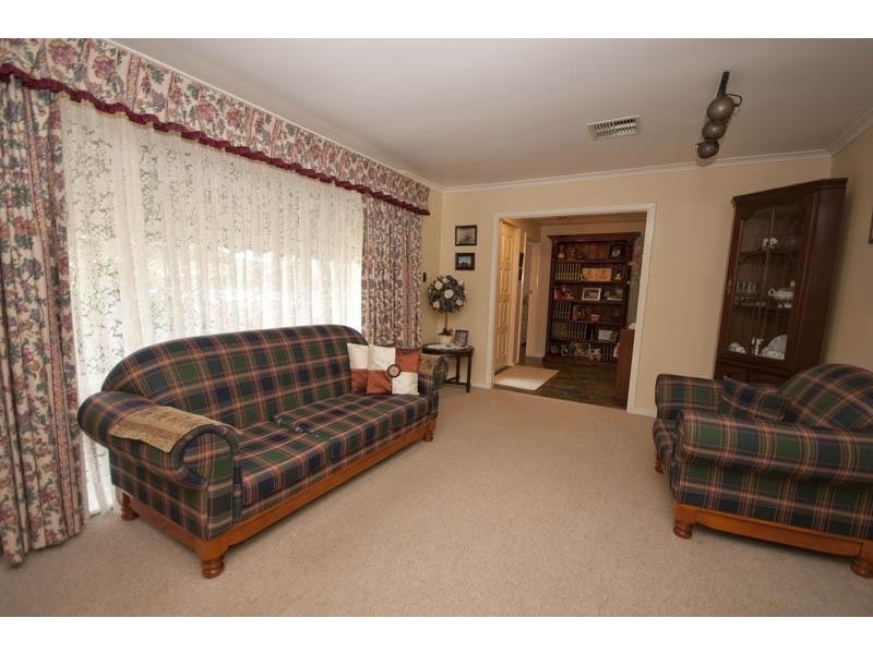 5 Madeira Drive, Morphett Vale SA 5162