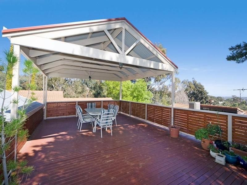 9 Nayook Grove, Happy Valley SA 5159