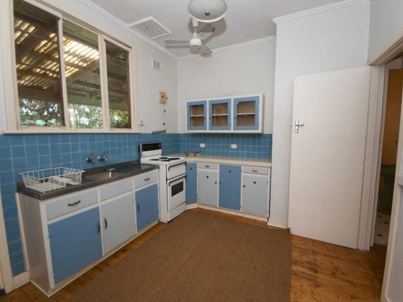 11 Viaduct Road, Eden Hills SA 5050