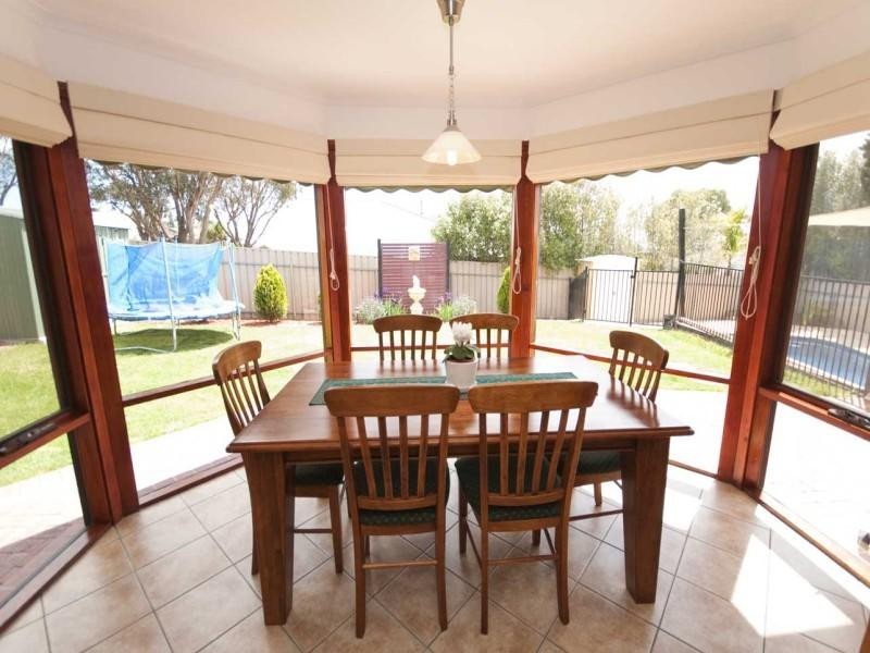 4 Gleneagles Road, Aberfoyle Park SA 5159