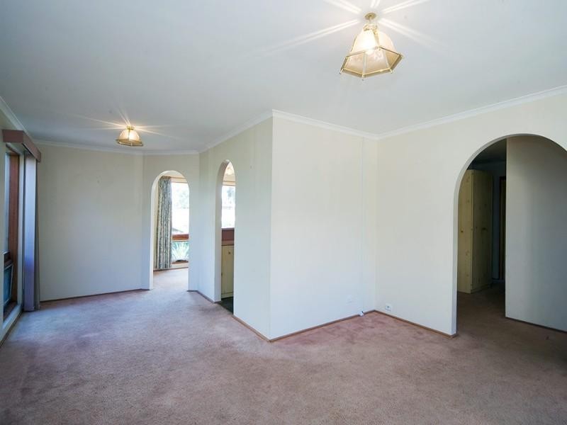 7 Serenade Cres, Aberfoyle Park SA 5159