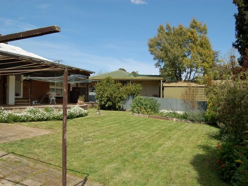 7 Wentworth Drive, Ingle Farm SA 5098