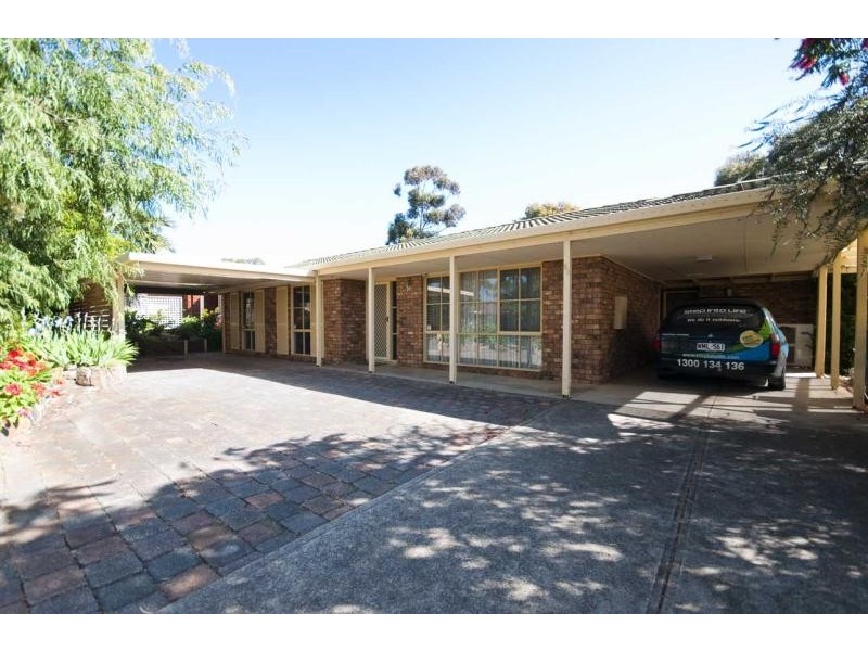 60 Oakridge Road, Aberfoyle Park SA 5159