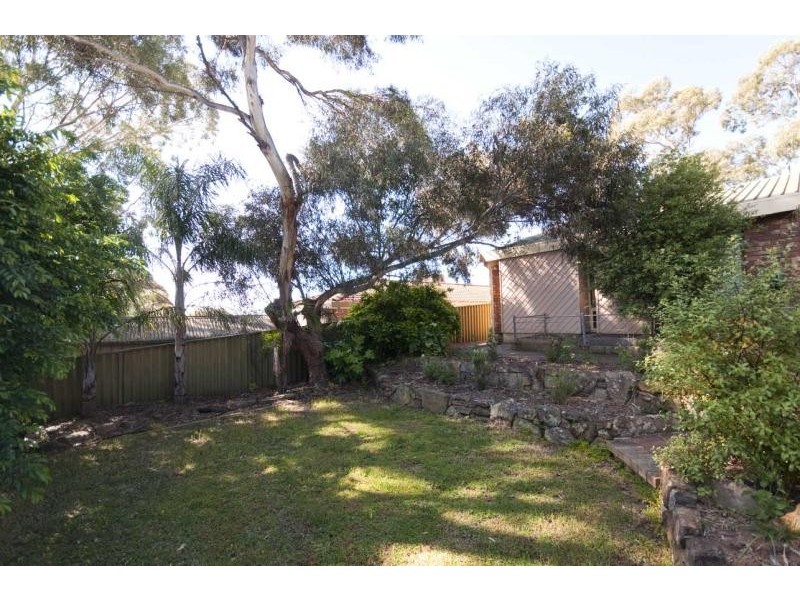 60 Oakridge Road, Aberfoyle Park SA 5159