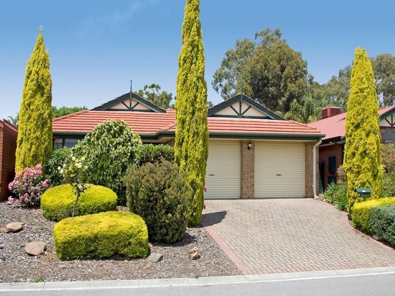 24 Moorfield Mews, Aberfoyle Park SA 5159