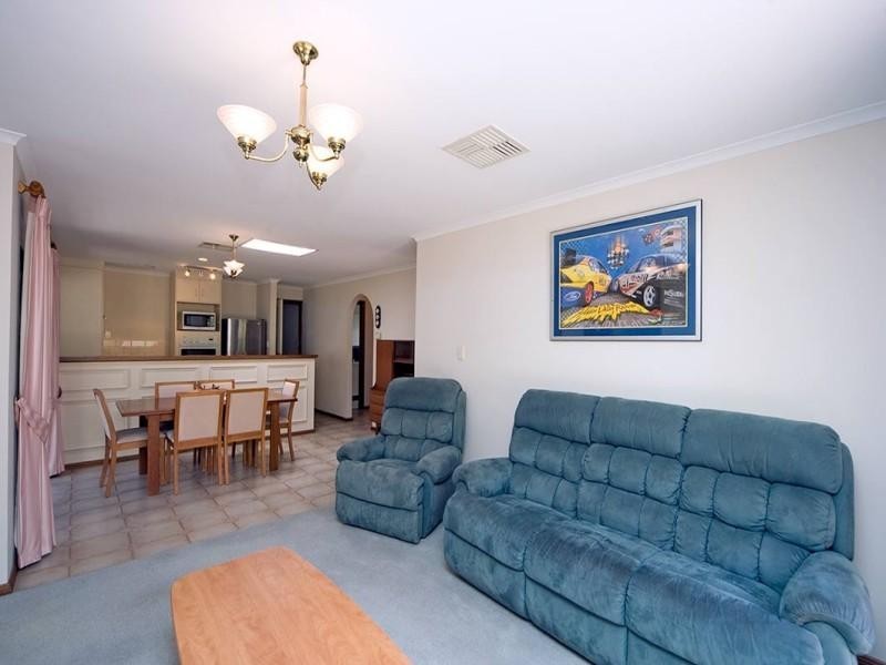 24 Moorfield Mews, Aberfoyle Park SA 5159