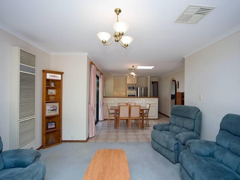 24 Moorfield Mews, Aberfoyle Park SA 5159