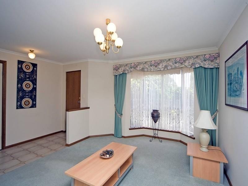 24 Moorfield Mews, Aberfoyle Park SA 5159